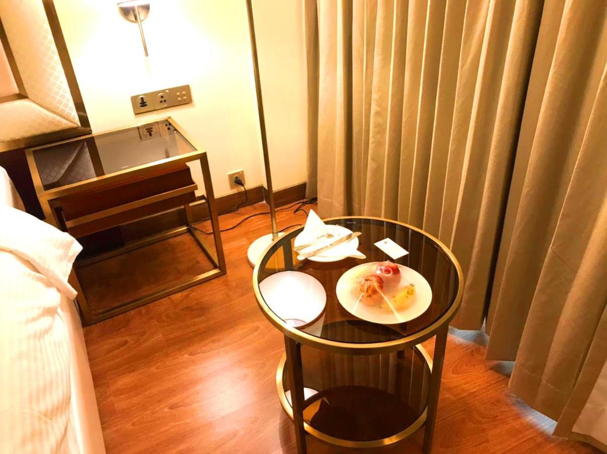 Kay-Em Spectra Hotel Chennai Dış mekan fotoğraf